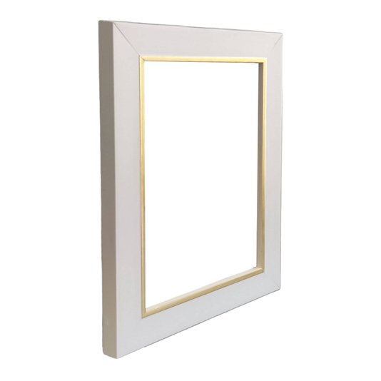 Armação de Moldura Laqueada Gesso com Filete Dourado para Quadros e Fotos - 3x1,5