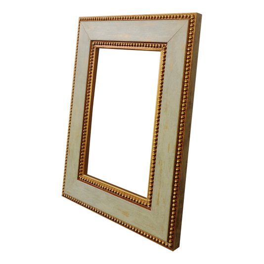Armação de Moldura Provençal com Gravação de Bolinhas para Quadros e Fotos - 3,4x1,2
