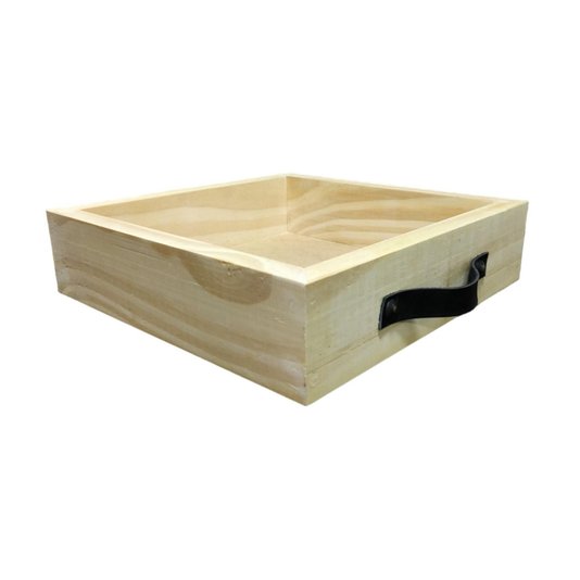 Bandeja Decorativa Personalizada com Gravação a Laser ou Impressão UV em Madeira de Pinus e Alça Couro Sintético - 28x28x7cm