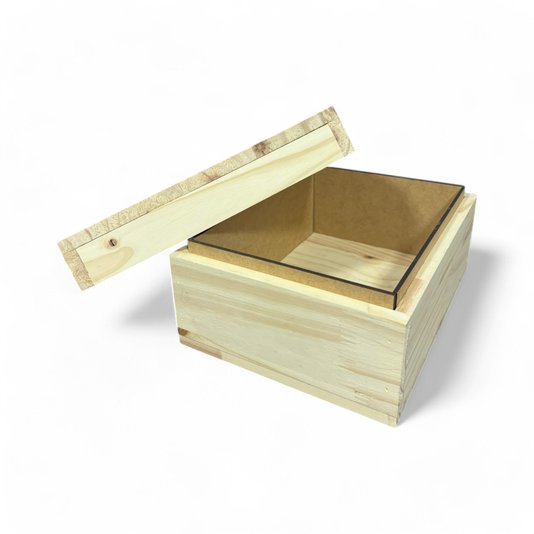Caixa Para Presente Em Madeira Pinus Com Interno Em Mdf