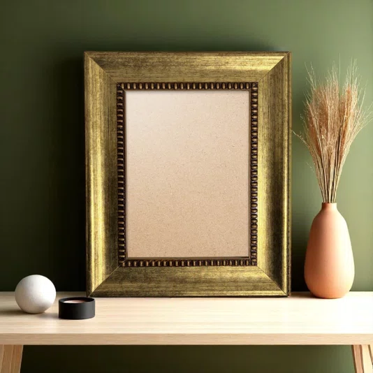 Moldura Chanfrada Com Padrão Oval Gravado Em Relevo E Efeito Aço Metal Escovado Para Quadros E Fotos Com Fundo MDF e Frente Em PVC Antirreflexo - 4,6x2,1