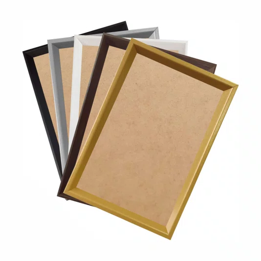 Moldura Chanfrada Inclinada para Quadros e Fotos com Fundo MdF - 1,5x2
