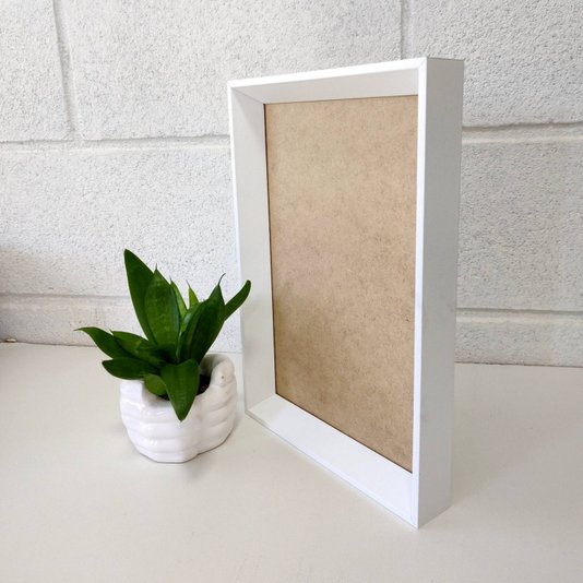 Moldura Chanfrada Inclinada para Quadros Fotos e Bandejas com Fundo Mdf - 2x3,8
