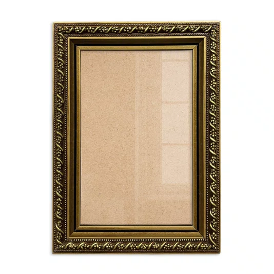 Moldura Com Gravação Floral Em Relevo Com Filete Perolado e Acabamento Dourado Metalizado Para Quadros E Fotos Com Fundo MDF e Frente Em PS Cristal Transparente - 2,1x1,8
