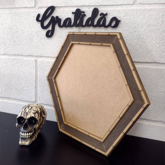 Moldura com Gravação de Bambu Hexagonal para Quadros com Fundo em MDF - 4,5x1,5