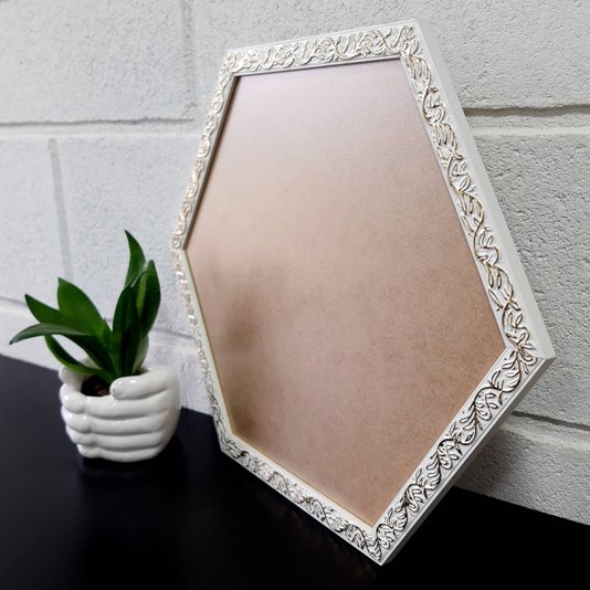 Moldura com Gravação de Folhagens Hexagonal para Quadros com Fundo em MDF e PVC Antirreflexo - 2x1