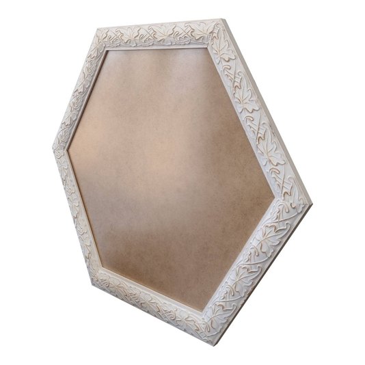 Moldura com Gravação de Folhas Ornamentais Hexagonal para Quadros com Fundo em MDF e PVC Antirreflexo - 3x1,5