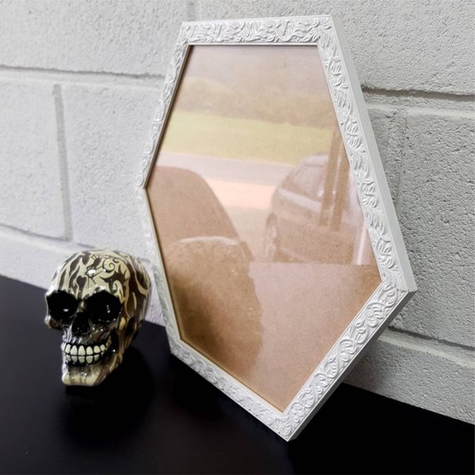 Moldura com Gravação de Folhagens Hexagonal para Quadros com Fundo MDF e Vidro - 2x1