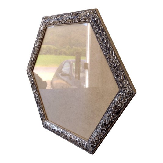 Moldura com Gravação de Folhas Ornamentais Hexagonal para Quadros com Fundo MDF e Vidro - 3x1,5