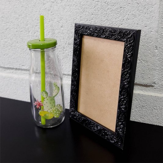 Moldura com Gravação de Folhagens para Quadros e Fotos com Fundo MDF - 2x1