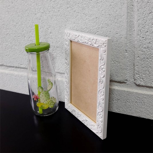 Moldura com Gravação de Folhagens para Quadros e Fotos com Fundo MDF - 2x1