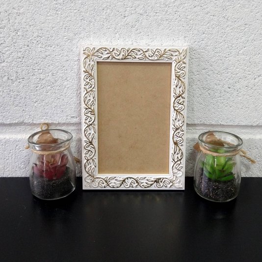 Moldura com Gravação de Folhagens para Quadros e Fotos com Fundo MDF e PVC Antirreflexo - 2x1