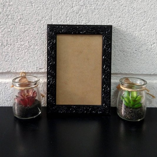 Moldura com Gravação de Folhagens para Quadros e Fotos com Fundo MDF e PVC Antirreflexo - 2x1