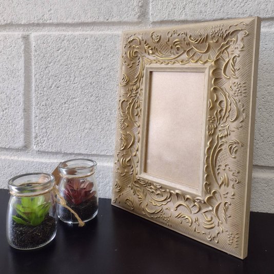 Moldura Provençal com Gravação para Quadros e Fotos com Fundo MDF e PVC Antirreflexo - 6x1,5