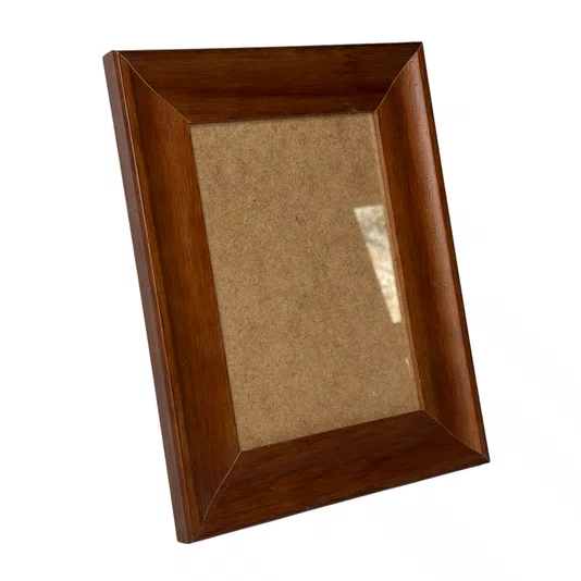 Moldura Côncava Envernizada para Quadros e Fotos com Fundo Mdf e Frente em Vidro - 4,4x1,9