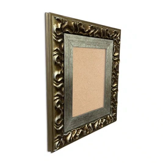 Moldura Personalizada Efeito Escovado Fino e Gravação de Curvas Fluidas para Quadros e Fotos com Fundo Mdf - 7,1x2,8