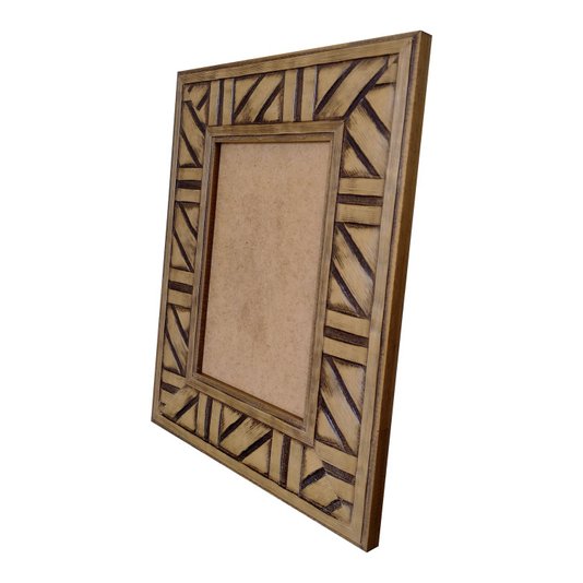 Moldura em Madeira Natural com Gravação para Quadros e Fotos com Fundo MDF - 4,5x1,2