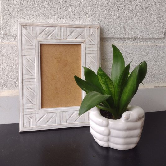 Moldura em Madeira Natural com Gravação para Quadros e Fotos com Fundo MDF - 4,5x1,2
