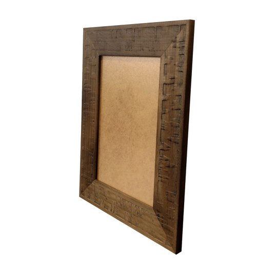 Moldura em Madeira Natural Gravada para Quadros e Fotos com Fundo MDF e PVC Antirreflexo - 3x1