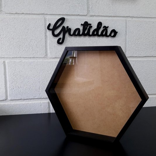 Moldura Hexagonal Caixa Alta com Vidro para Quadros Quilling e Scrapbook - 1,5x4,5