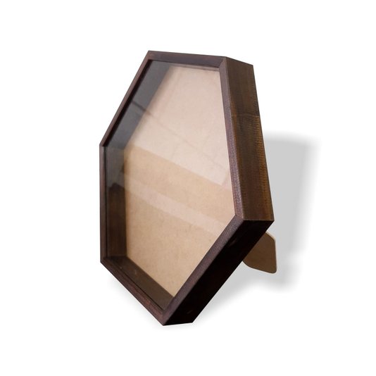 Moldura Hexagonal Caixa Alta com Vidro para Quadros Quilling e Scrapbook Mais Fundo em Mdf com Suporte - 1,5x4,5