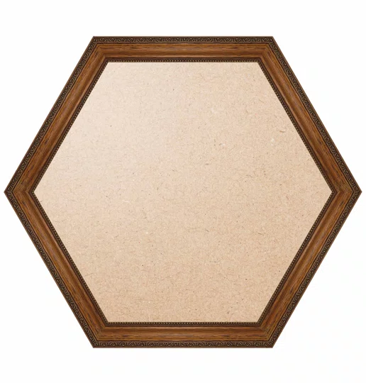 Moldura Hexagonal de Madeira Clássica com Detalhes Gravados para Quadros e Fotos com Fundo Mdf e Frente em PVC Antirreflo - 3,2x1,5