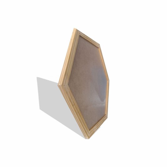 Moldura Hexagonal de Pinus Natural para Quadros com Fundo MDF e PVC Antirreflexo - 2x1