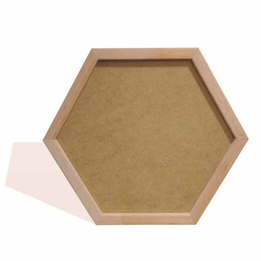 Moldura Hexagonal em Madeira Eucalipto para Quadros com Fundo MDF - 2x3