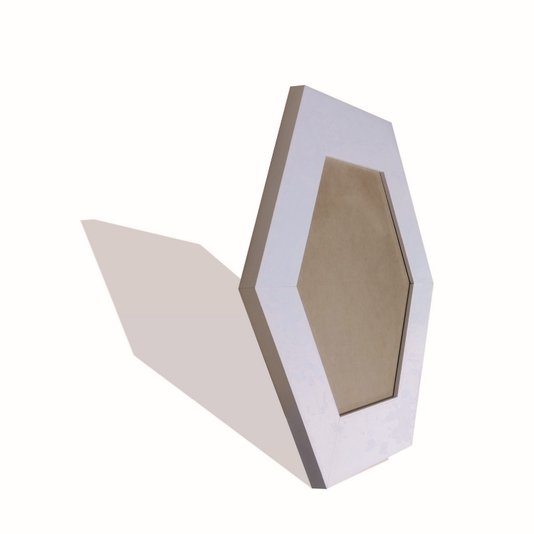 Moldura Hexagonal Larga Lisa para Quadros Revestida com Fundo MDF e PVC Antirreflexo - 7x2