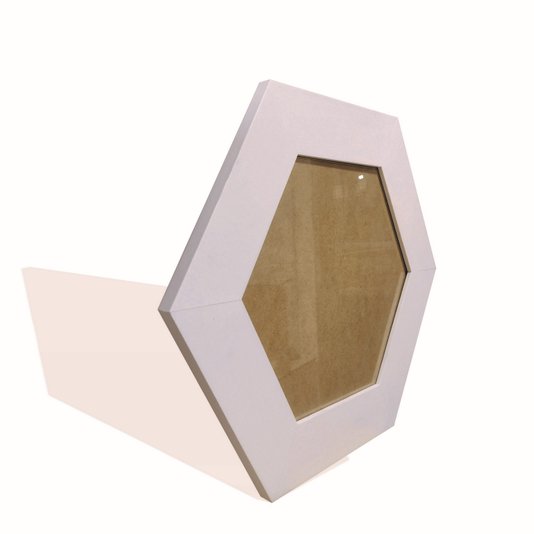 Moldura Hexagonal Larga Lisa para Quadros Revestida com Fundo MDF e Vidro - 7x2