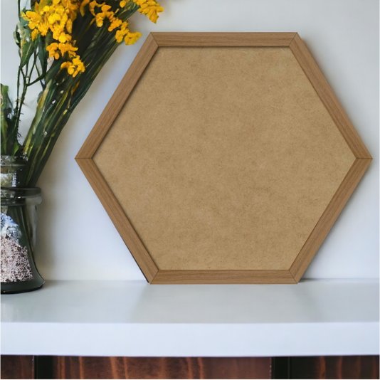 Moldura Hexagonal Lisa Revestida para Quadros com Fundo Mdf e PVC Antirreflexo - 2x2