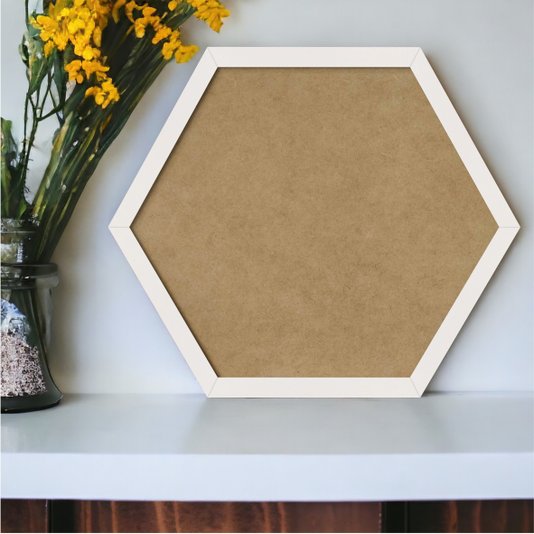 Moldura Hexagonal Lisa Revestida para Quadros com Fundo Mdf e PVC Antirreflexo - 2x2