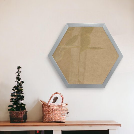 Moldura Hexagonal Lisa Revestida para Quadros com Fundo Mdf e Vidro - 2x2