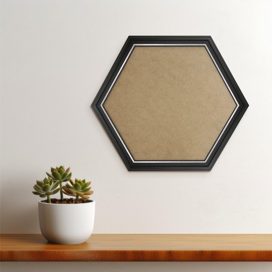 Moldura Hexagonal Micro Metalizada para Quadros com Fundo em MDF e PVC Antirreflexo - 3,4x2,1