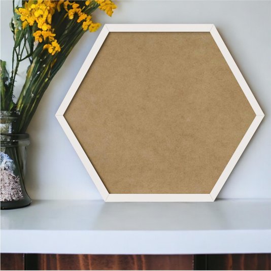 Moldura Hexagonal Minimalista Lisa para Quadros Revestida com Fundo MDF e PVC Antirreflexo - 1,5x1