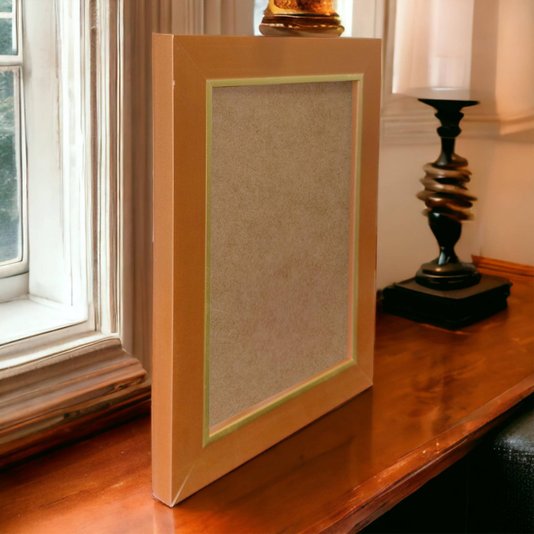 Moldura Laqueada Gesso com Filete Dourado para Quadros e Fotos com Fundo MDF - 3x1,5