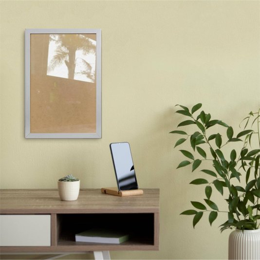 Moldura Minimalista Lisa Para Quadros Revestida com Fundo MDF e Vidro - 1,5x1