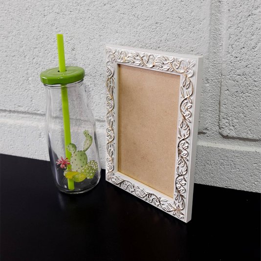 Moldura Personalizada com Gravação de Folhagens para Quadros e Fotos com Fundo MDF - 2x1
