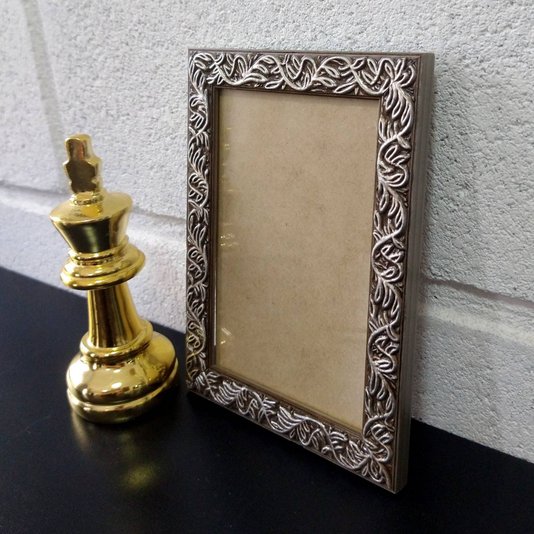 Moldura Personalizada com Gravação de Folhagens para Quadros e Fotos com Fundo MDF e Vidro - 2x1
