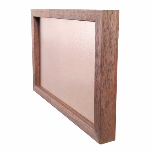 Moldura Personalizada em Madeira para Quadros com Fundo em Mdf - 2x3