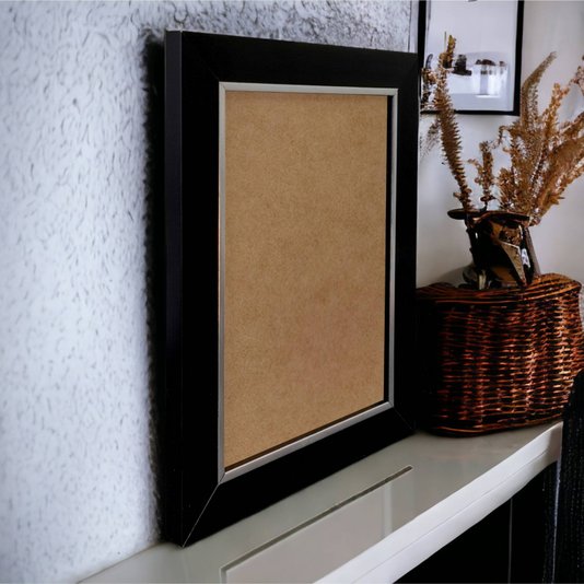 Moldura Personalizada Laqueada Gesso com Filete Prata para Quadros e Fotos com Fundo MDF - 3x1,5