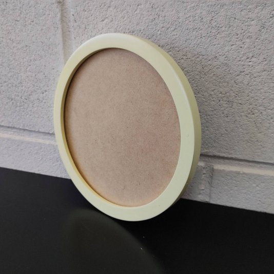 Moldura Redonda Colorida em MDF Laqueado para Quadros Decorativos com Fundo MDF