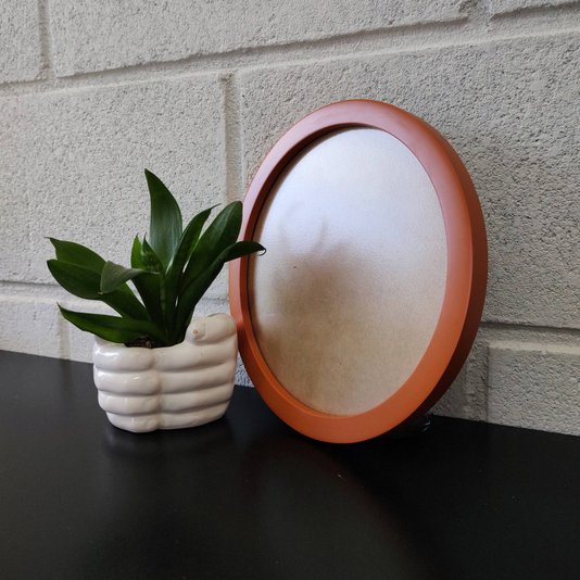 Moldura Redonda Colorida em MDF Laqueado para Quadros Decorativos com Fundo MDF e PVC Antirreflexo