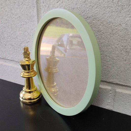 Moldura Redonda Colorida em MDF Laqueado para Quadros Decorativos com Fundo MDF e Vidro