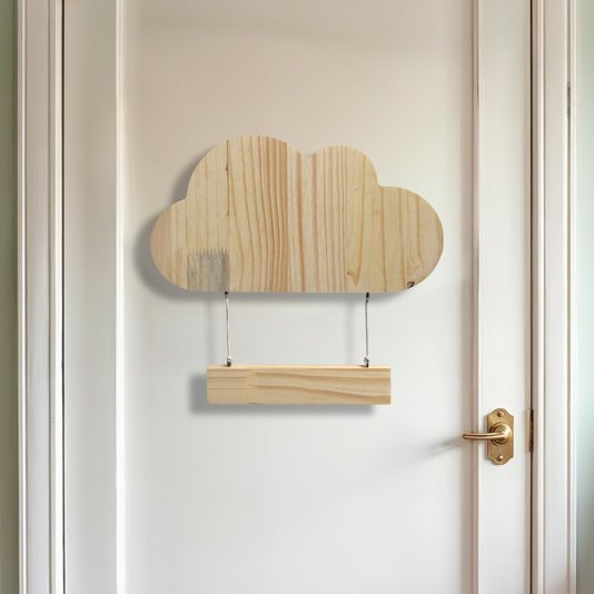 Porta Maternidade Para Quarto Infantil Em Pinus Nuvem Com Plaquinha