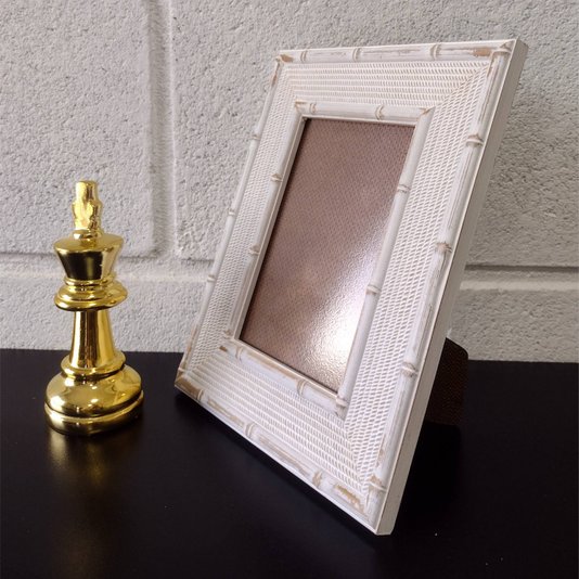 Porta Retrato de Moldura com Gravação de Bambu e PVC Mais Fundo com Suporte - 4,5x1,5