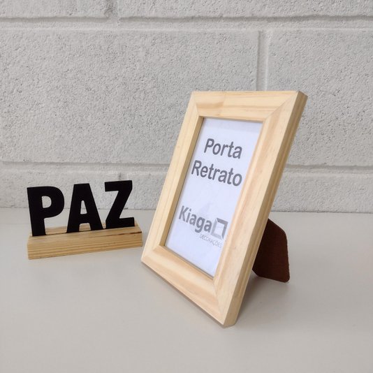 Porta Retrato com Moldura de Pinus Natural e Vidro Mais Fundo com Suporte - 3x1,5