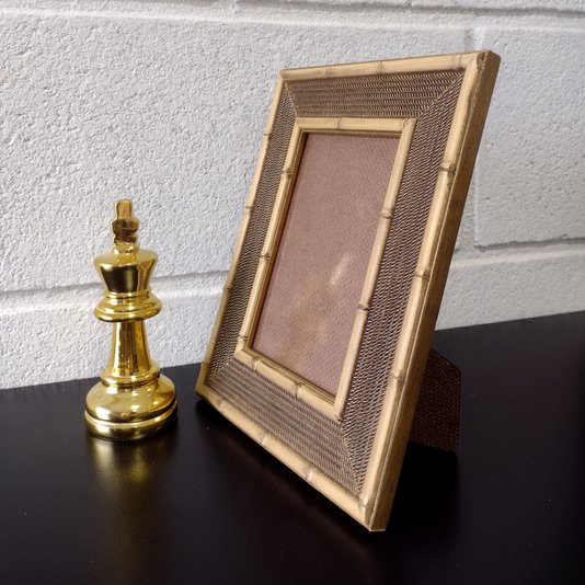 Porta Retrato de Moldura com Gravação de Bambu e PVC Mais Fundo com Suporte - 4,5x1,5