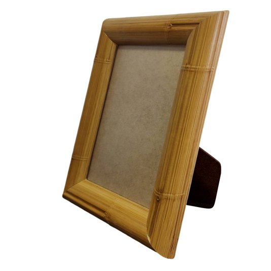 Porta Retrato de Moldura com Gravação de Bambu e PVC Antirreflexo Mais Fundo com Suporte - 4,3x2,3