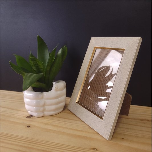 Porta Retrato de Moldura com Gravação de Textura de Tecido e Acetato Mais Fundo com Suporte - 2,8x1